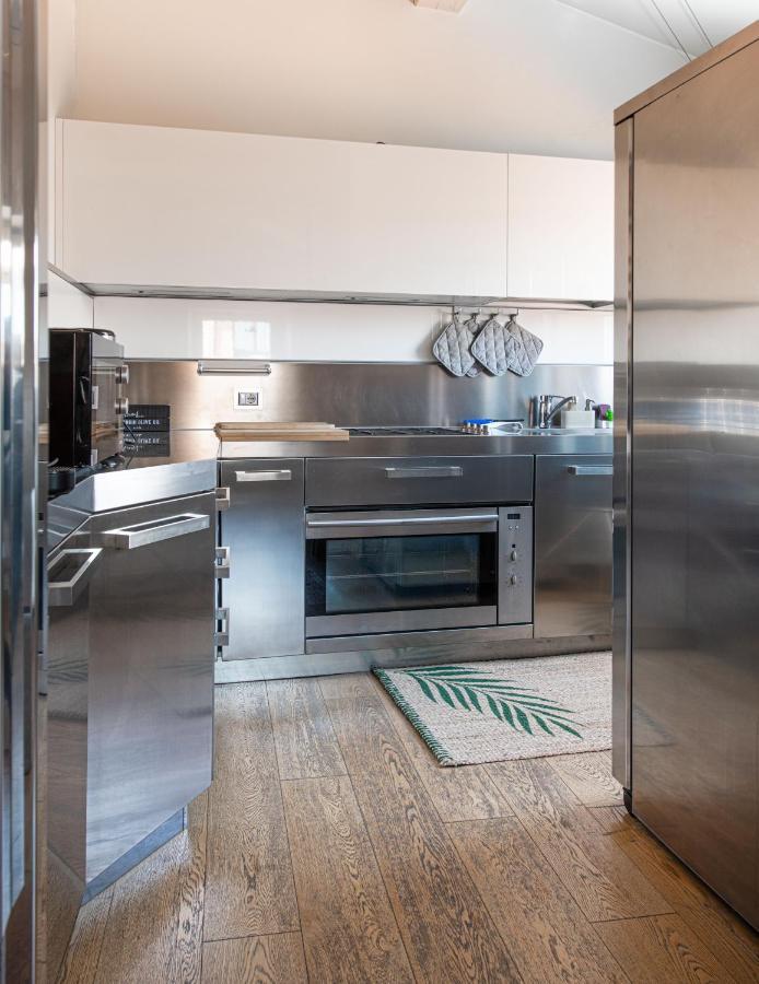 Stunning Top Floor Flat In The Heart Of Verona Exterior foto