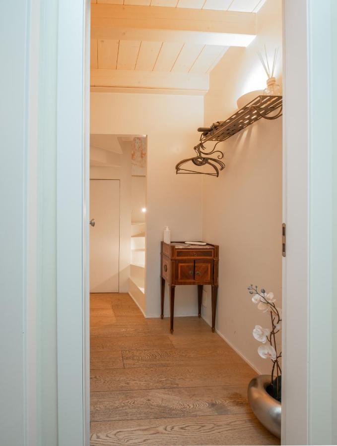 Stunning Top Floor Flat In The Heart Of Verona Exterior foto