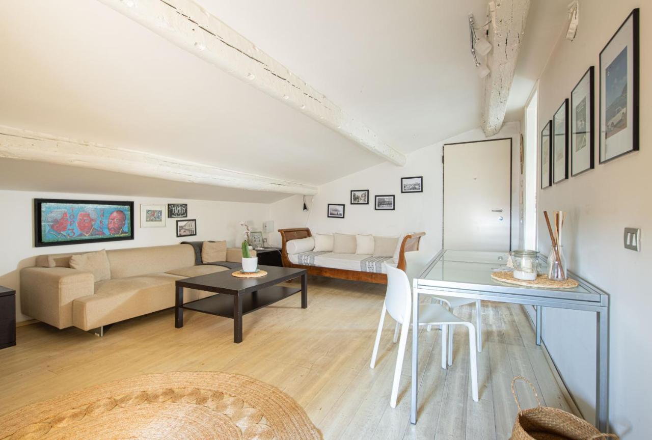 Stunning Top Floor Flat In The Heart Of Verona Exterior foto